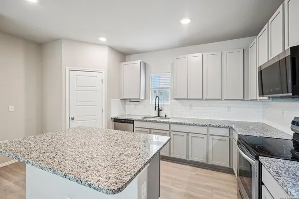 $315,000 | 20039 Lonesome Dove, Lytle, TX 78052