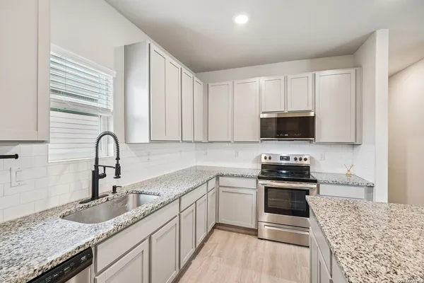 $315,000 | 20039 Lonesome Dove, Lytle, TX 78052