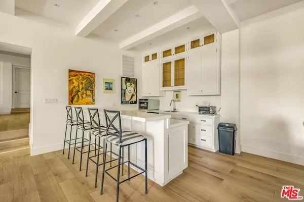 $25,000 | 9669 Oak Pass Road, Beverly Hills, CA 90210