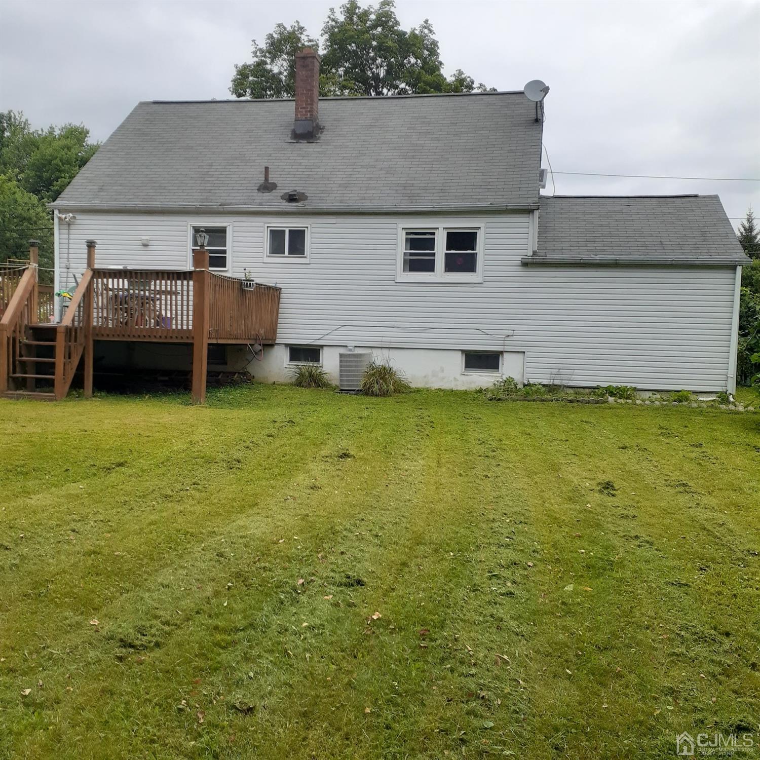 141 Tunison Road New Brunswick, NJ 08901 - Photo 2 of 8