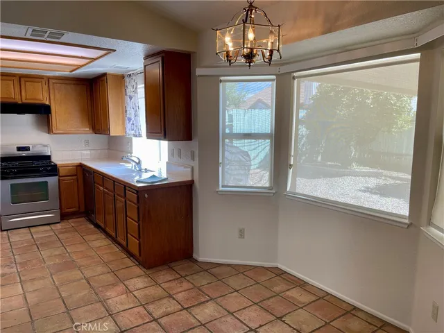 $2,850 | 680 Goldenrod Street, Hemet, CA 92545