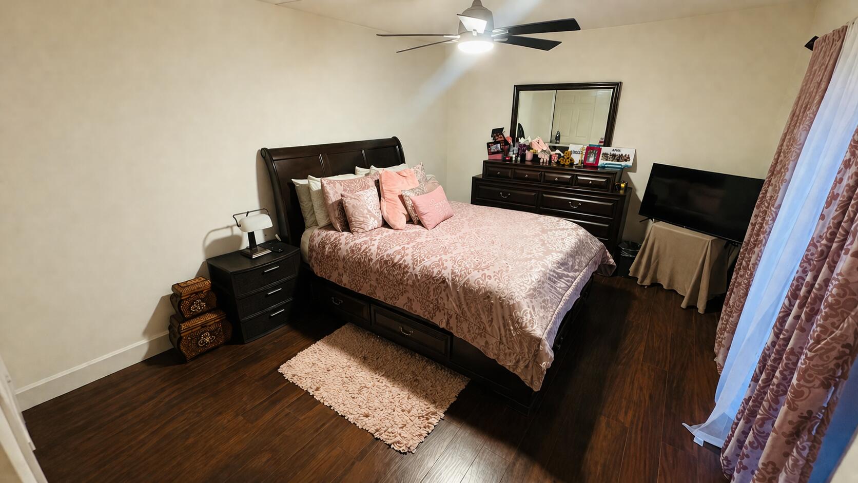 245 Woodland Road Palm Springs, FL 33461 - Photo 8 of 12 Guess Room