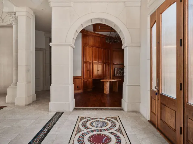 $5,950,000 | 4511 Island Cove, Austin, TX 78731