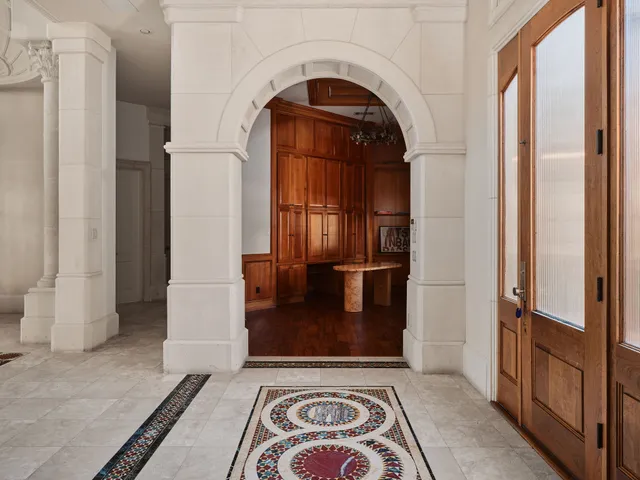 $5,650,000 | 4511 Island Cove, Austin, TX 78731