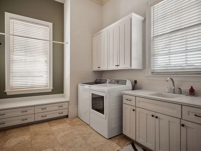 $5,950,000 | 4511 Island Cove, Austin, TX 78731