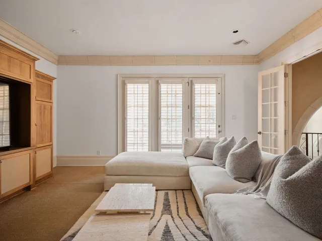 $5,950,000 | 4511 Island Cove, Austin, TX 78731