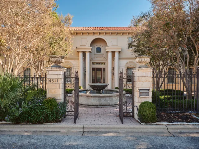 $5,650,000 | 4511 Island Cove, Austin, TX 78731