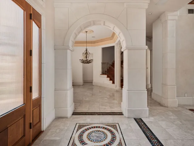 $5,950,000 | 4511 Island Cove, Austin, TX 78731