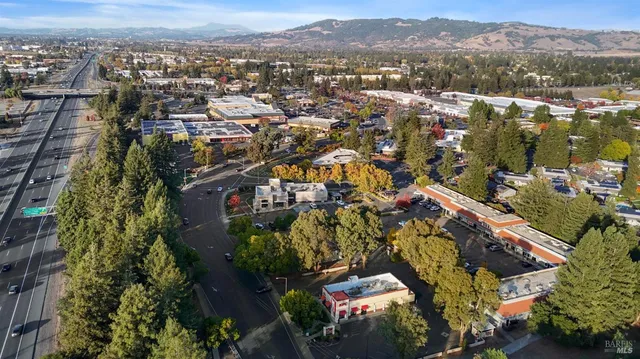 $349,000 | 6650 Commerce Boulevard, Unit 17, Rohnert Park, CA 94928