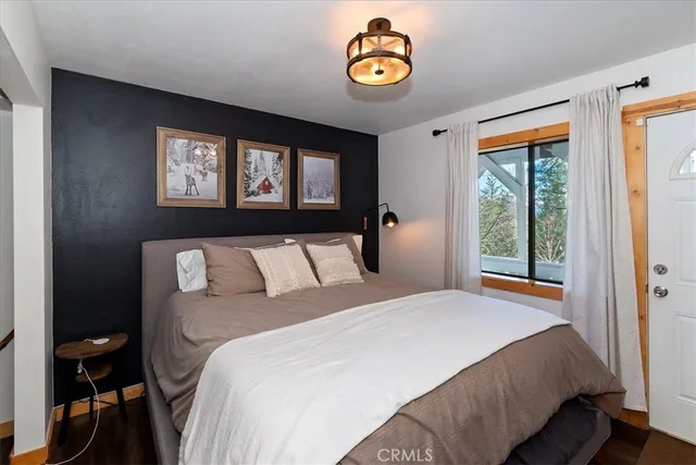 $529,000 | 804 Sierra Vista Drive, Twin Peaks, CA 92391