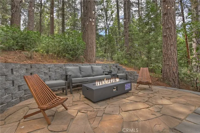 $529,000 | 804 Sierra Vista Drive, Twin Peaks, CA 92391