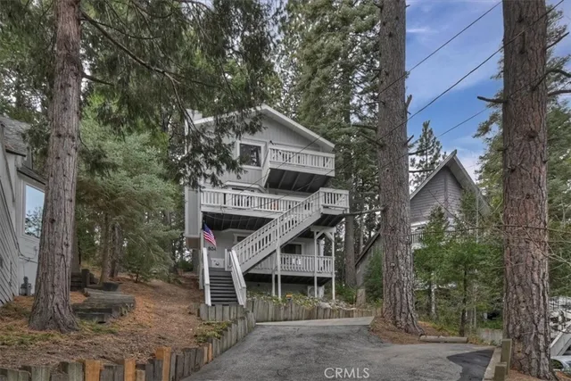 $529,000 | 804 Sierra Vista Drive, Twin Peaks, CA 92391