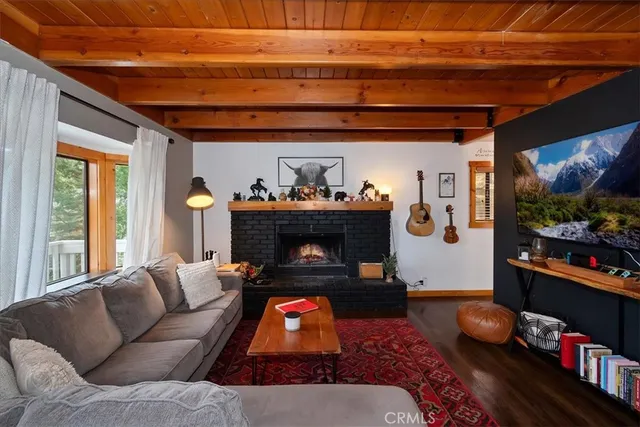 $529,000 | 804 Sierra Vista Drive, Twin Peaks, CA 92391