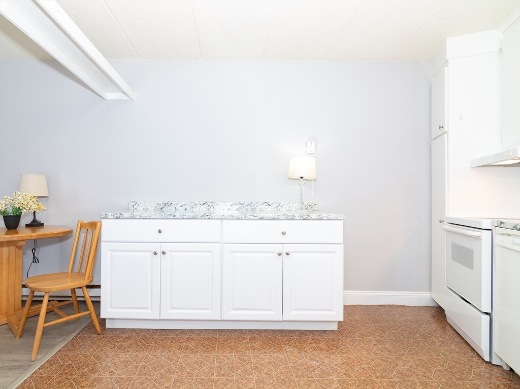 147 Turner Road, Unit 80 Holliston, MA 01746 - Photo 14 of 27 Gallery Image 14
