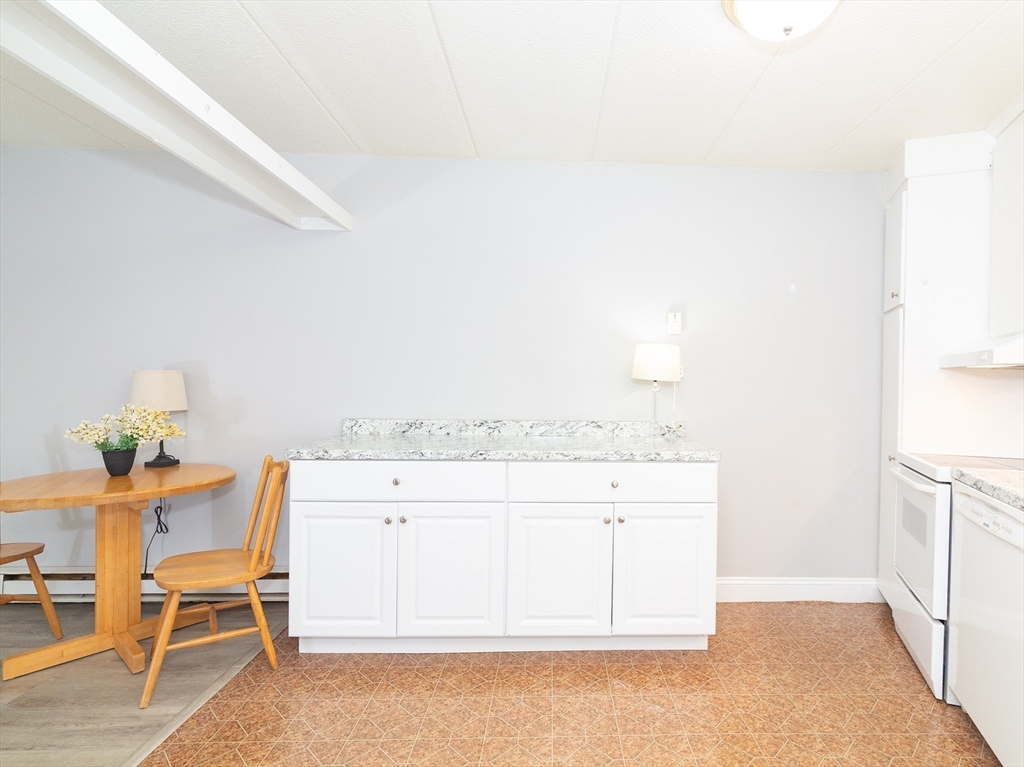 147 Turner Road, Unit 80 Holliston, MA 01746 - Photo 8 of 27 Gallery Image 8