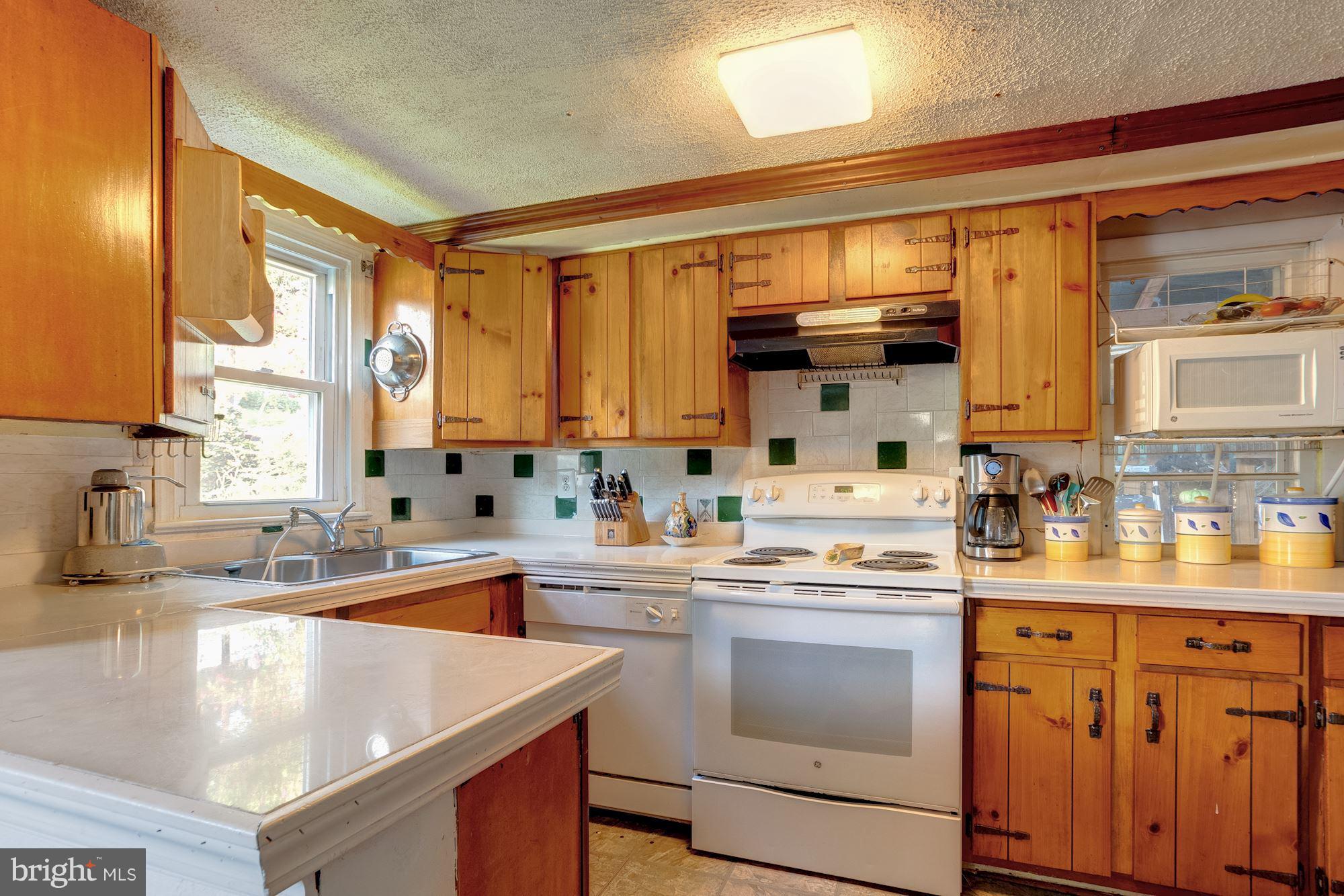 7740 Frederick Road Hyattsville, MD 20784 - Photo 12 of 30 Kitchen