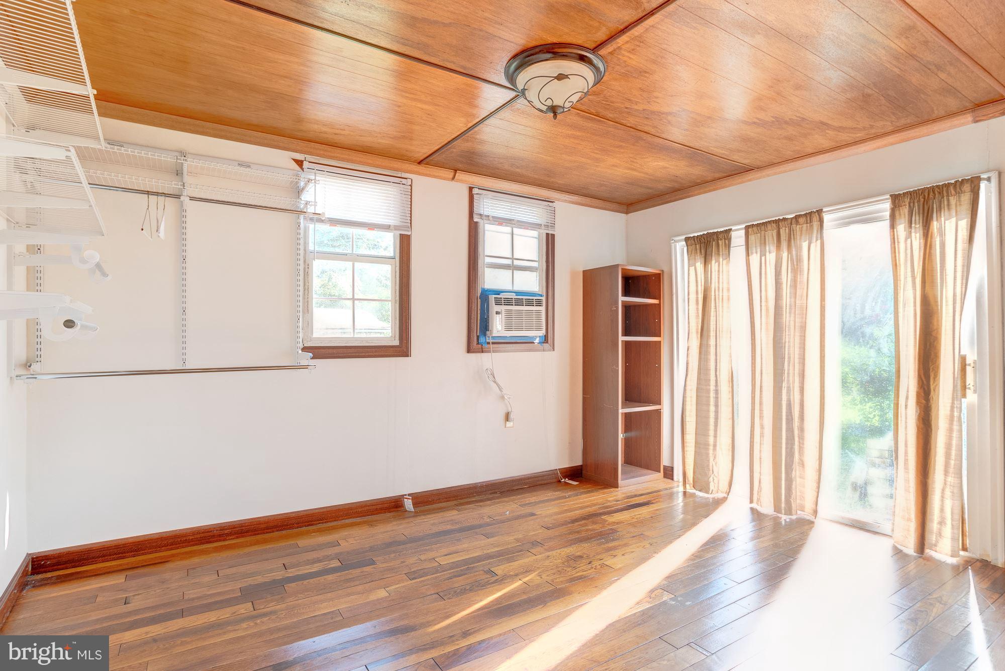 7740 Frederick Road Hyattsville, MD 20784 - Photo 17 of 30 Bedroom