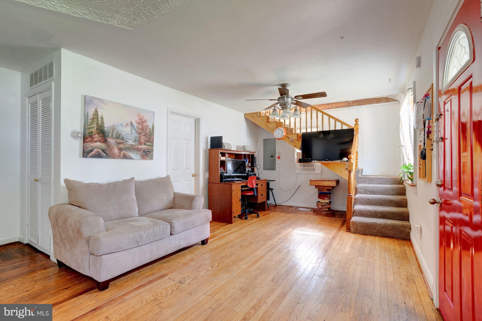 7740 Frederick Road Hyattsville, MD 20784 - Photo 7 of 30 Living Room