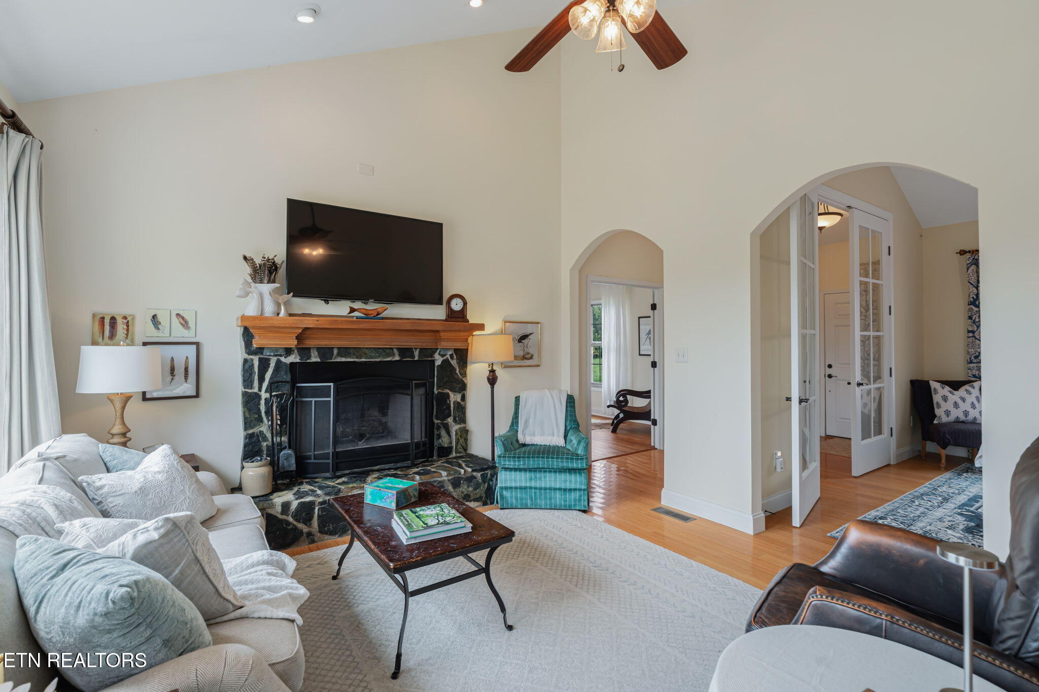 427 Hardin Road Kodak, TN 37764 - Photo 15 of 60 14-web-or-mls-430 Basswood Lane-38