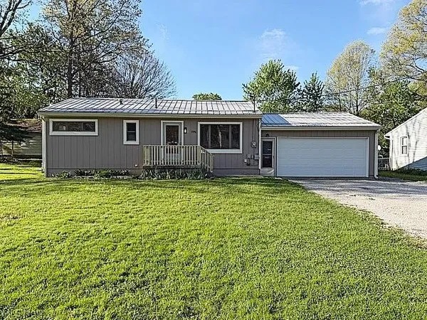 $244,900 | 1996 Berger Avenue, Stow, OH 44224
