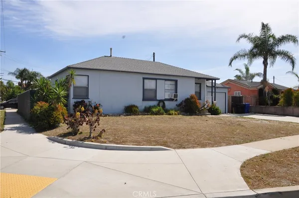 $1,000,000 | 302 South Aspan Avenue, Azusa, CA 91702