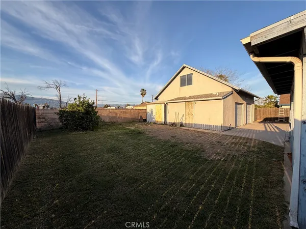 $3,700 | 14796 Merrill Avenue, Fontana, CA 92335