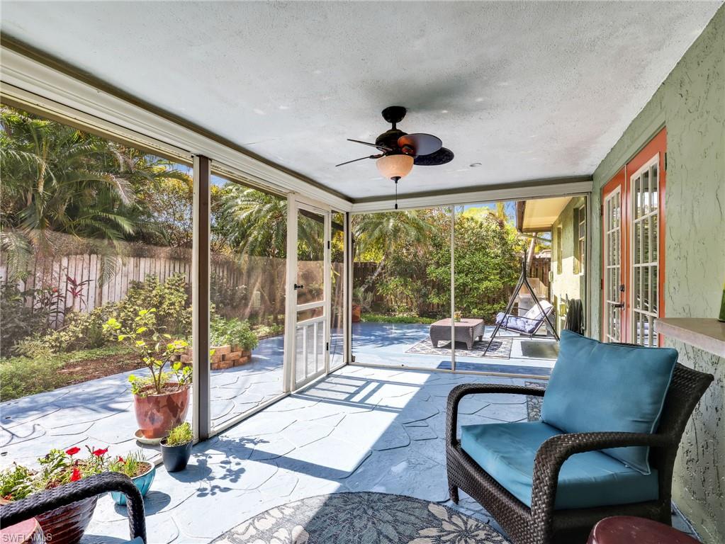 3523 Santiago Way Naples, FL 34105 - Photo 15 of 39