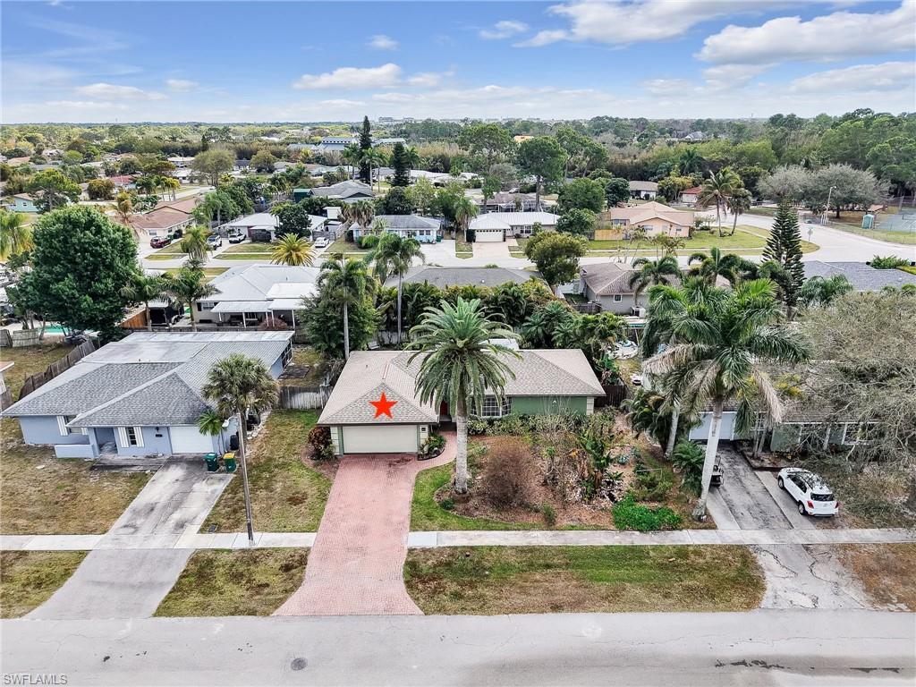 3523 Santiago Way Naples, FL 34105 - Photo 32 of 39