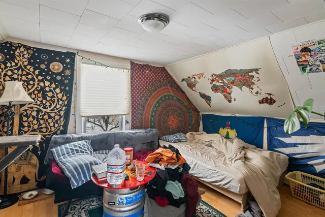 $364,000 | 32 Washington Street, Burlington, VT 05401