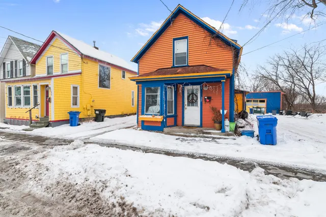 $364,000 | 32 Washington Street, Burlington, VT 05401
