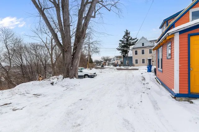 $364,000 | 32 Washington Street, Burlington, VT 05401
