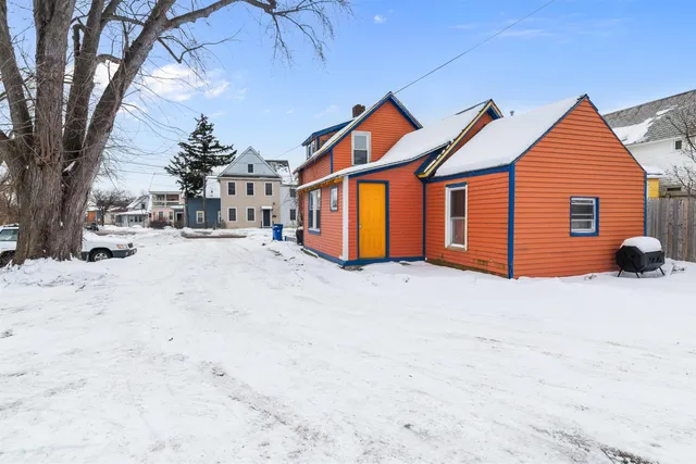 $364,000 | 32 Washington Street, Burlington, VT 05401