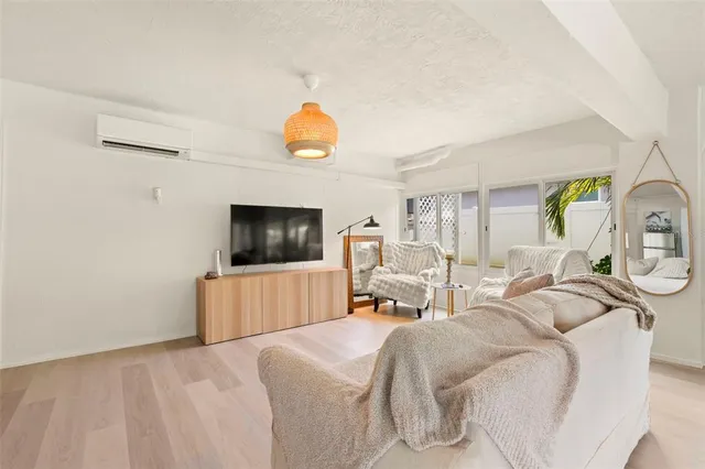 $1,199,000 | 854 2nd Avenue South, Tierra Verde, FL 33715