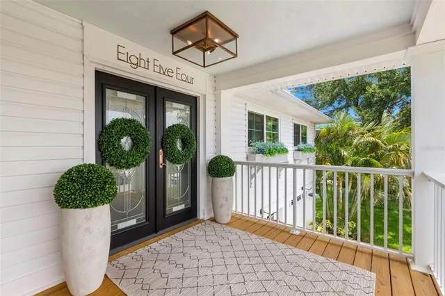 $1,199,000 | 854 2nd Avenue South, Tierra Verde, FL 33715