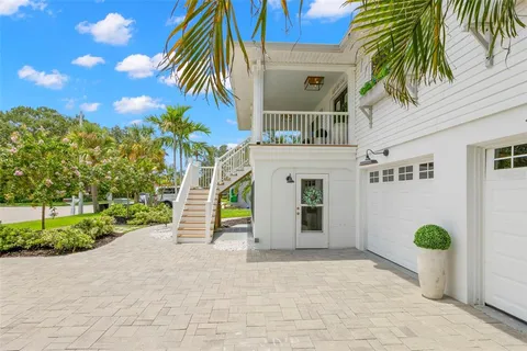 $1,199,000 | 854 2nd Avenue South, Tierra Verde, FL 33715