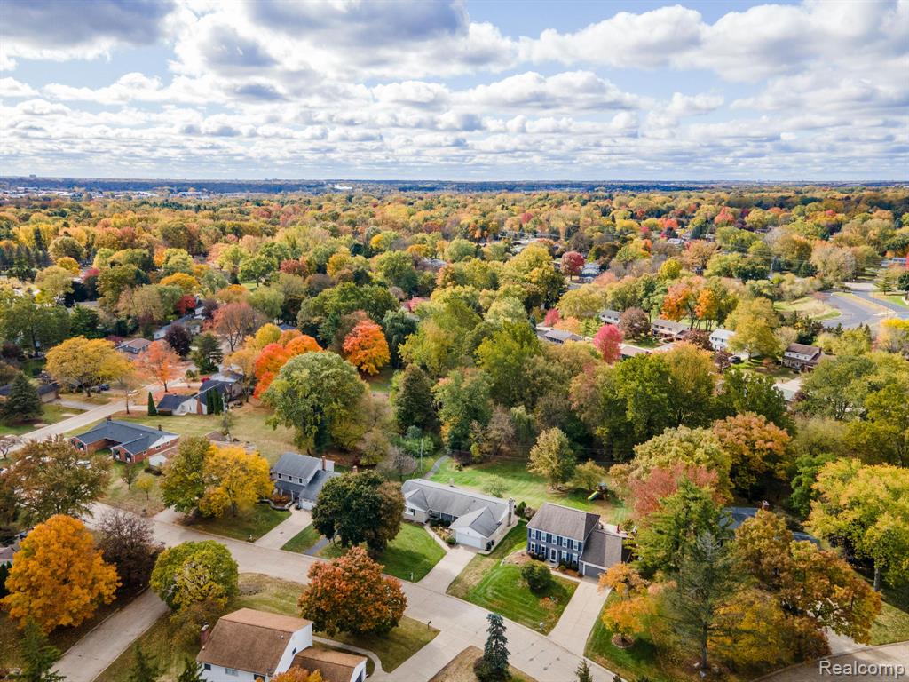 758 Lake Forest Road Rochester Hills, MI 48309 - Photo 19 of 19