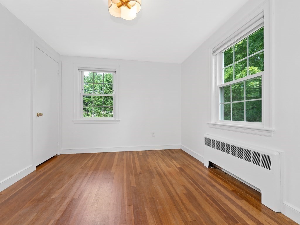 118 Sutton Road Needham, MA 02492 - Photo 14 of 28