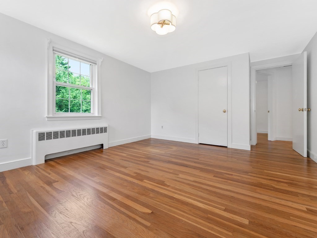 118 Sutton Road Needham, MA 02492 - Photo 15 of 28