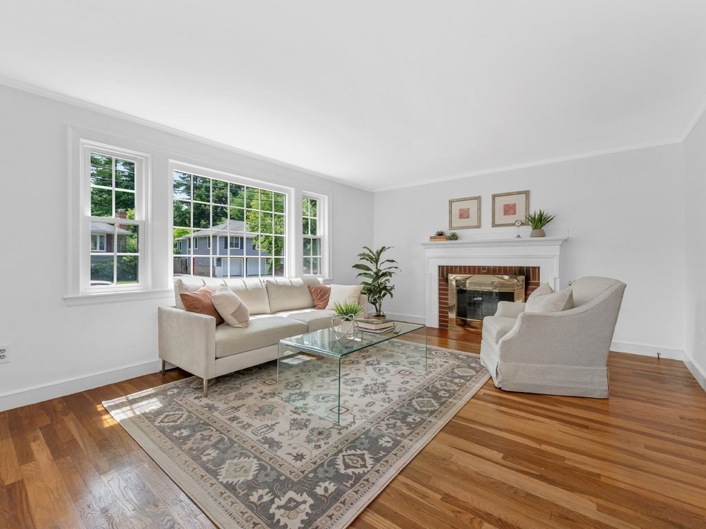 118 Sutton Road Needham, MA 02492 - Photo 2 of 28