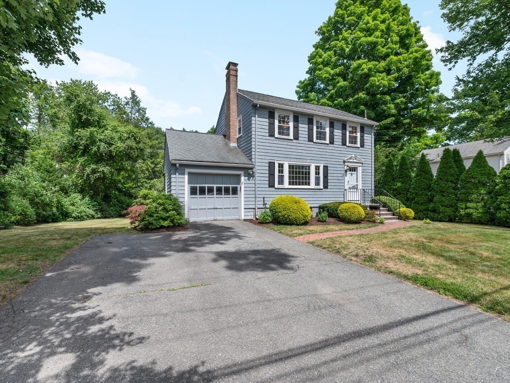 118 Sutton Road Needham, MA 02492 - Photo 24 of 28