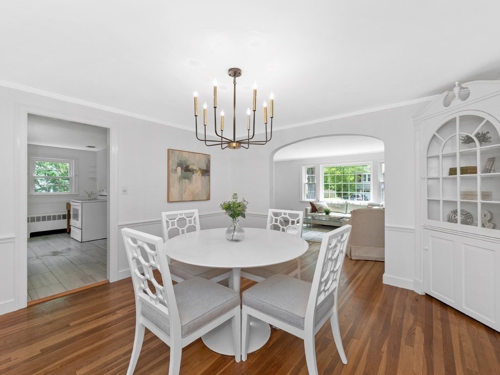 118 Sutton Road Needham, MA 02492 - Photo 5 of 28