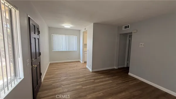 $1,995 | 300 South 5th Avenue, Unit A, Monrovia, CA 91016