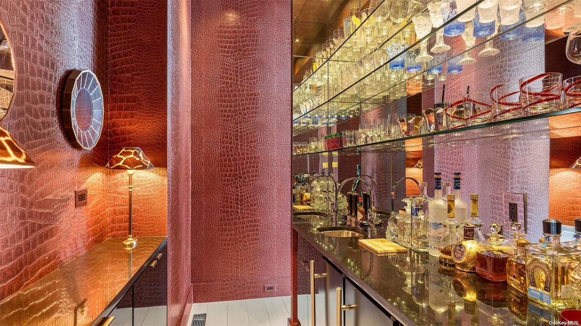 Undisclosed Address Southampton, NY 11968 - Photo 7 of 12