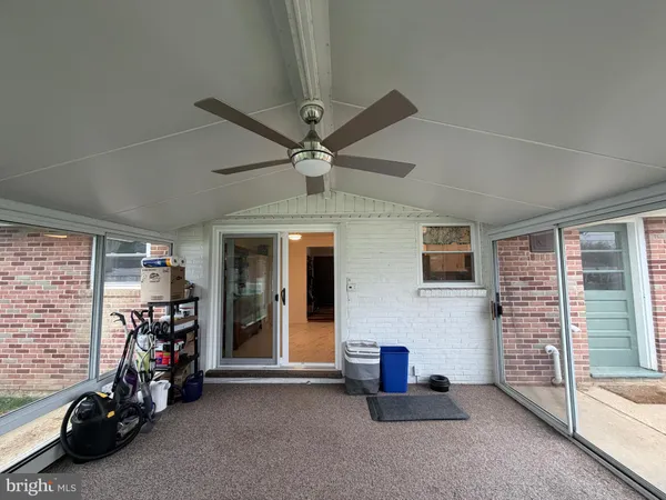 $314,900 | 2441 Brookside Lane, York, PA 17402