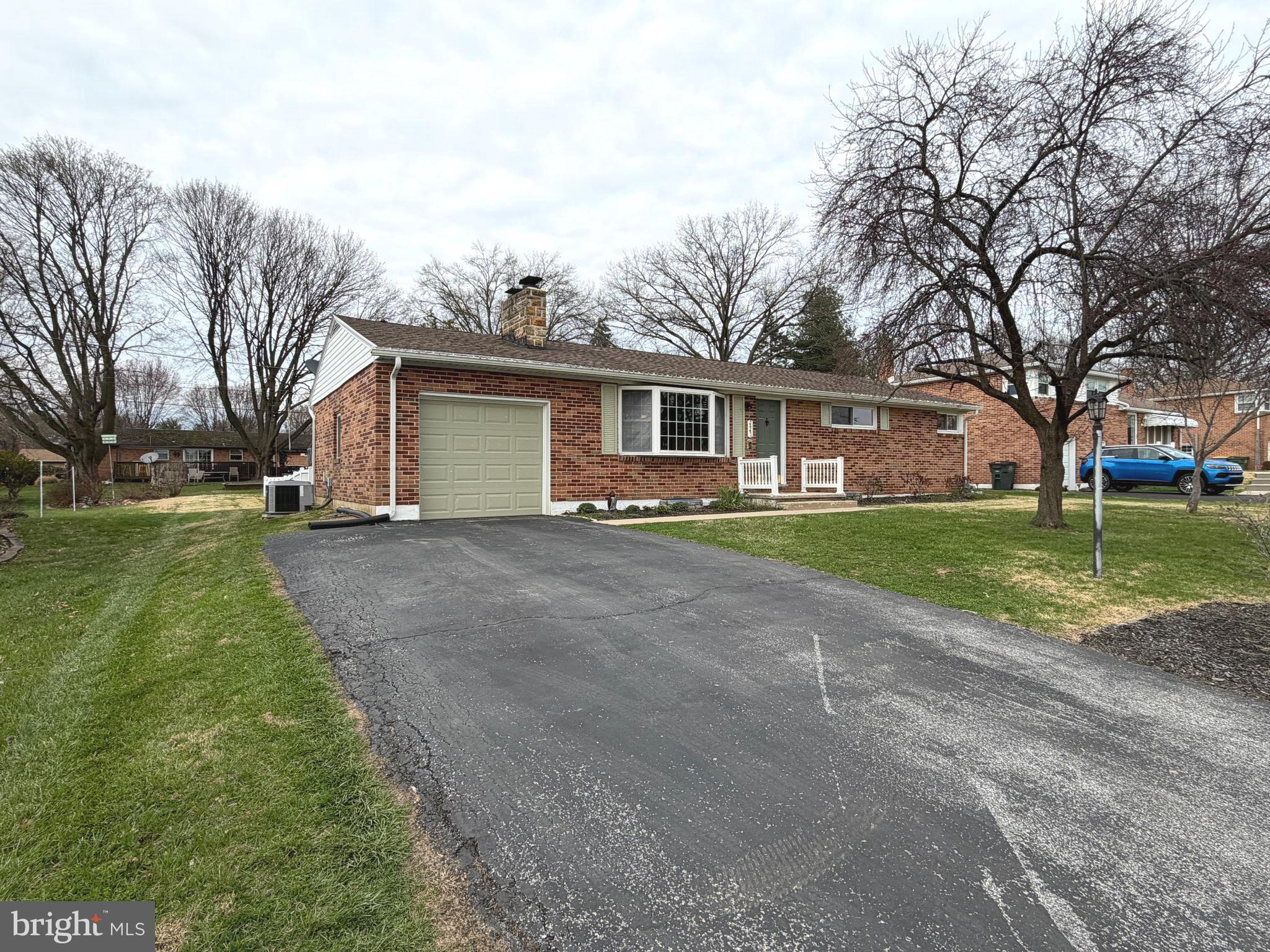 2441 Brookside Lane York, PA 17402 - Photo 2 of 74