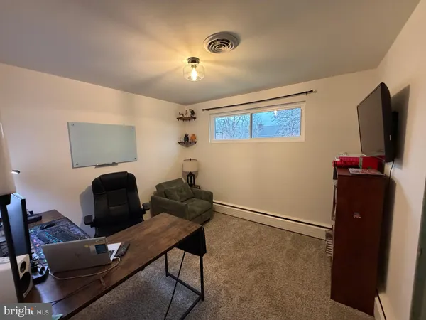 $314,900 | 2441 Brookside Lane, York, PA 17402