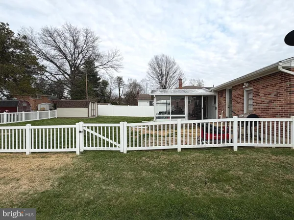 $314,900 | 2441 Brookside Lane, York, PA 17402