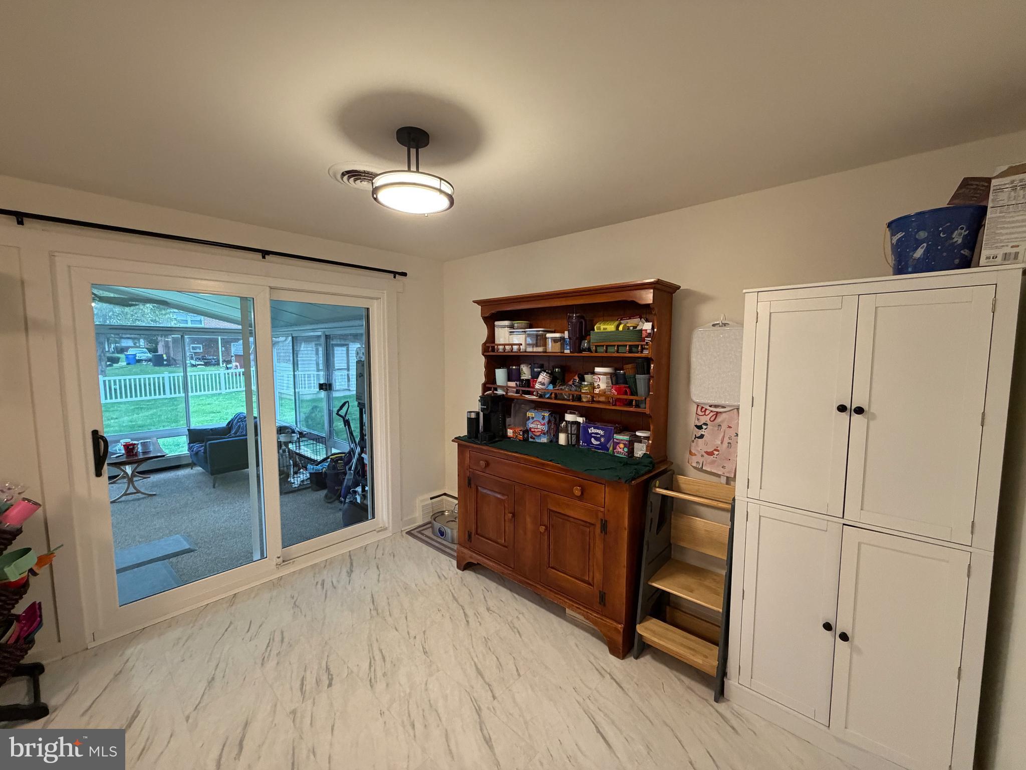 2441 Brookside Lane York, PA 17402 - Photo 8 of 74