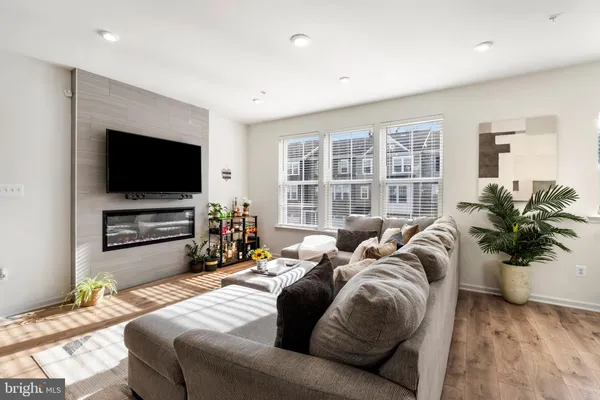 $569,900 | 7716 Dignity Way, Severn, MD 21144