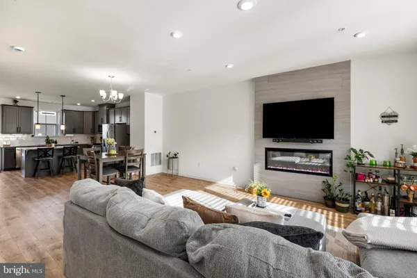 $569,900 | 7716 Dignity Way, Severn, MD 21144